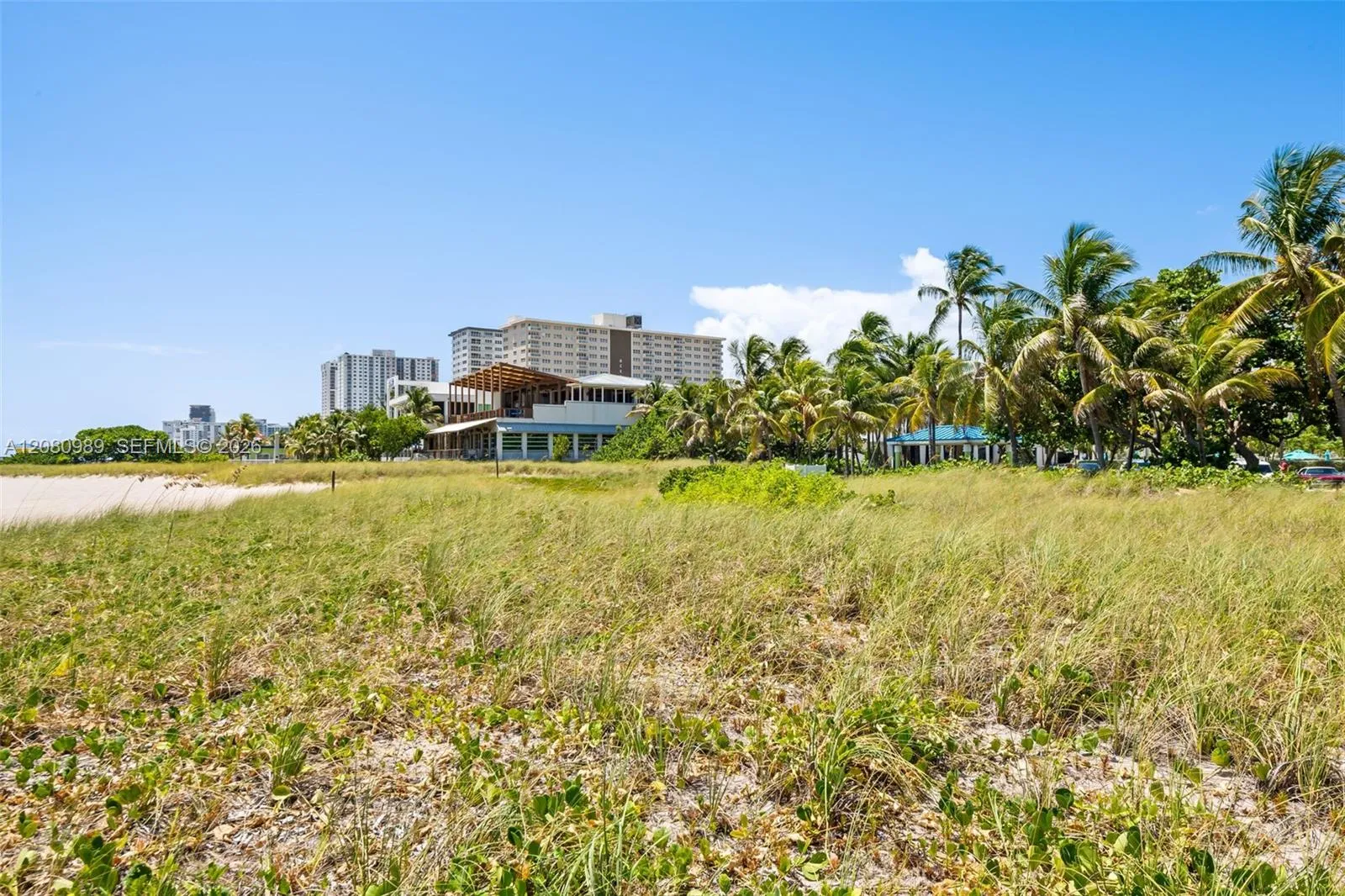 Restaurants by the Pompano Pier 5 minutes