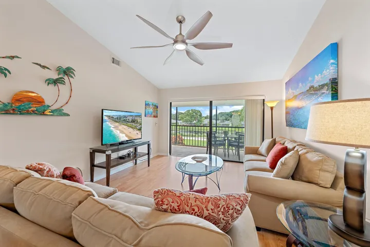 Vaulted over sized living Area