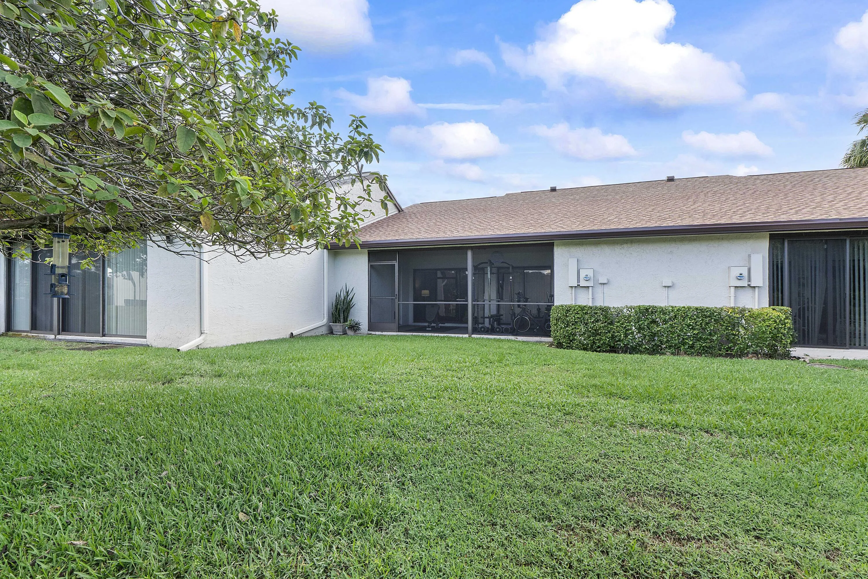 3356 Carambola Cir S_034