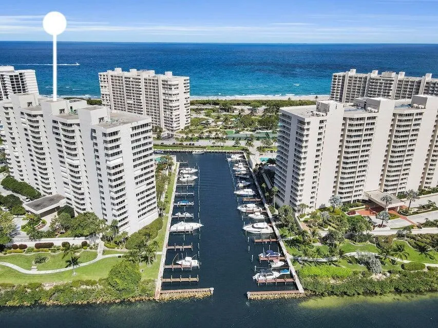 Building C ocean marina