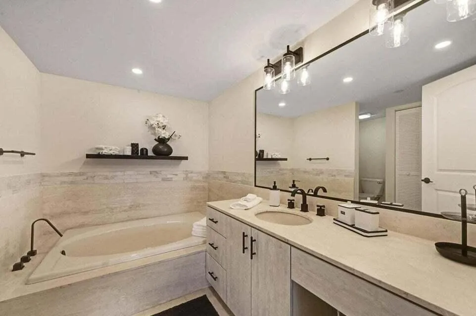 Master Bath