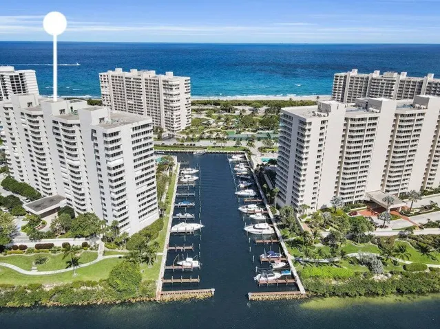 Building C ocean marina