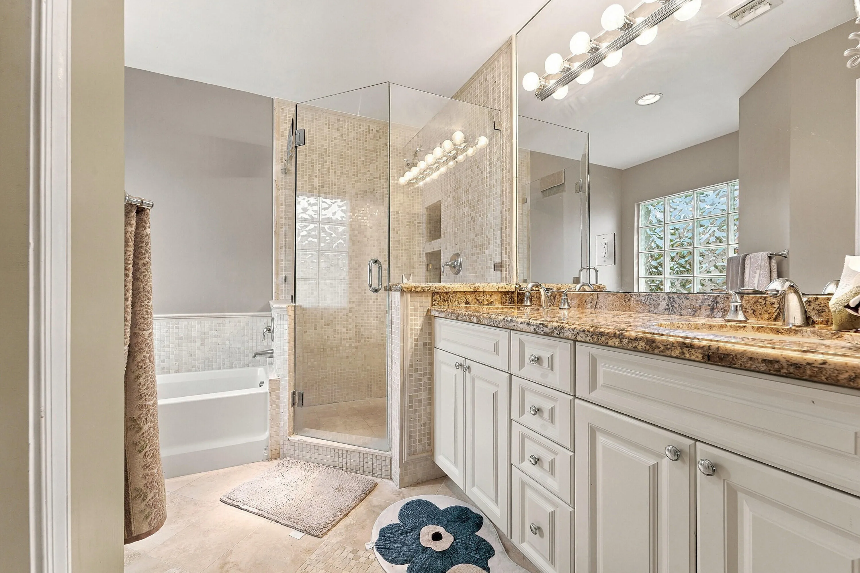 20_primary bathroom