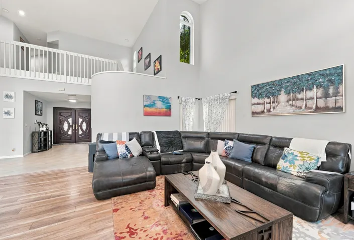 08_living room