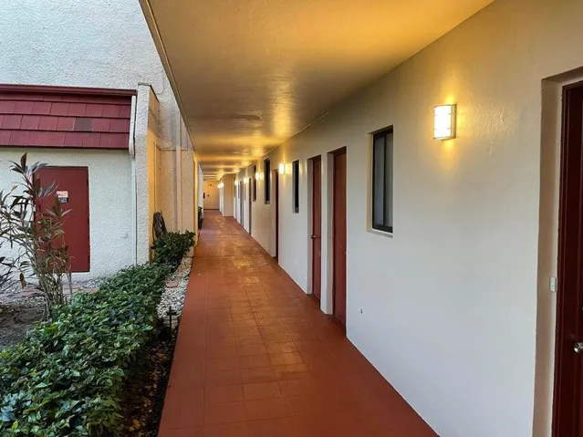 t4