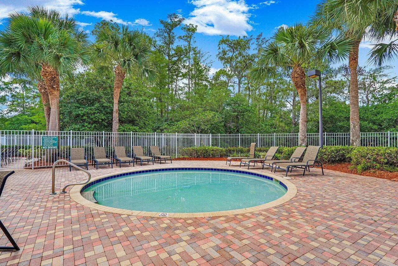 Clubhouse jacuzzi