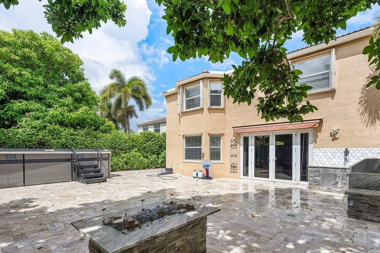 035-6328StonehurstCircle-LakeWorth-FL-33