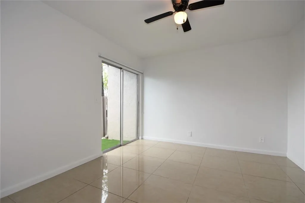 2nd bedroom 3