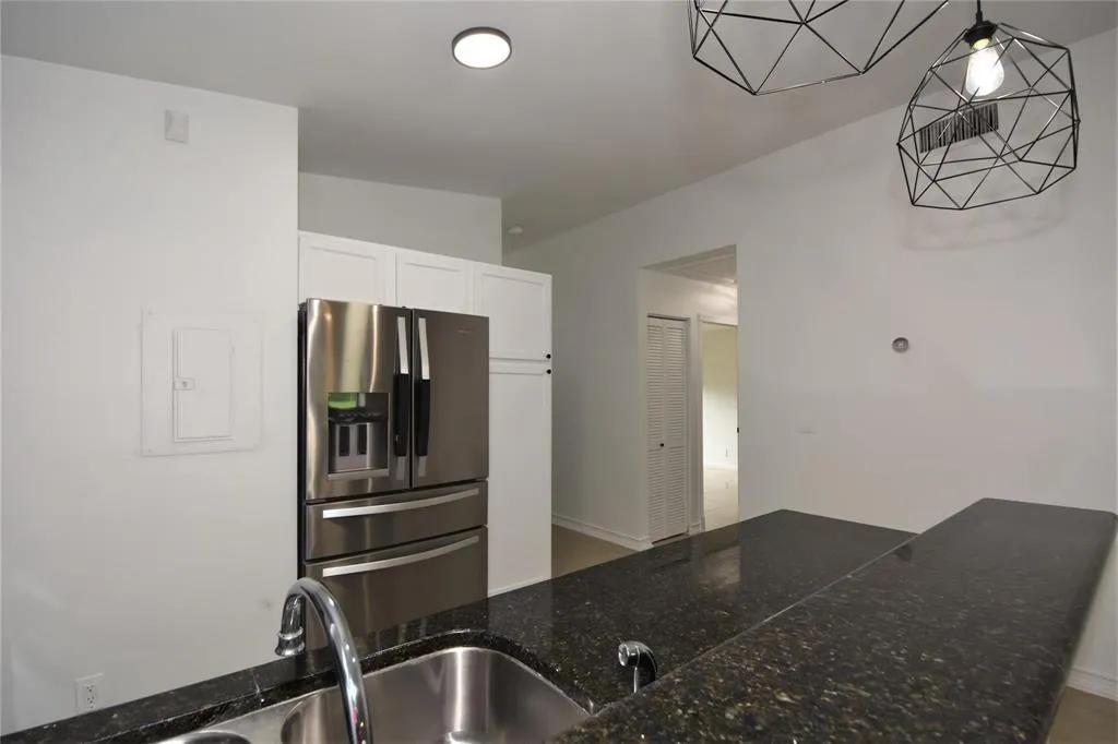 Kitchen 4