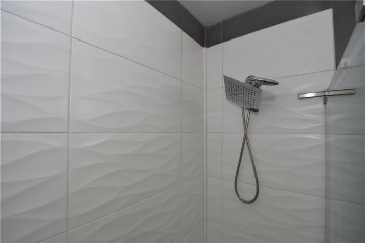 2nd bathroom 3