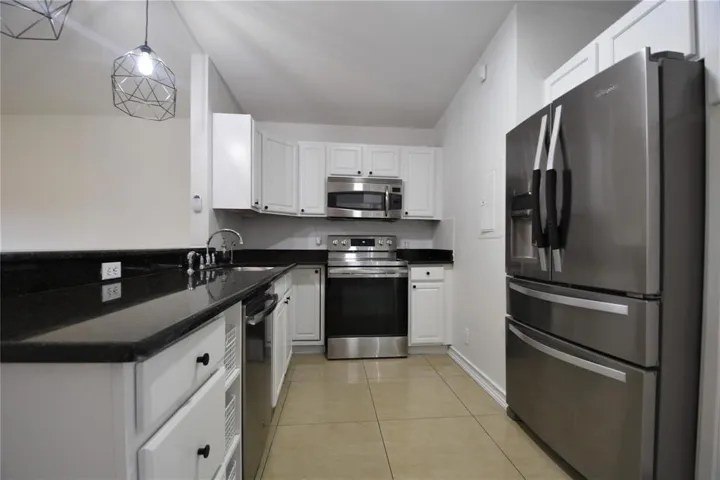 Kitchen 5