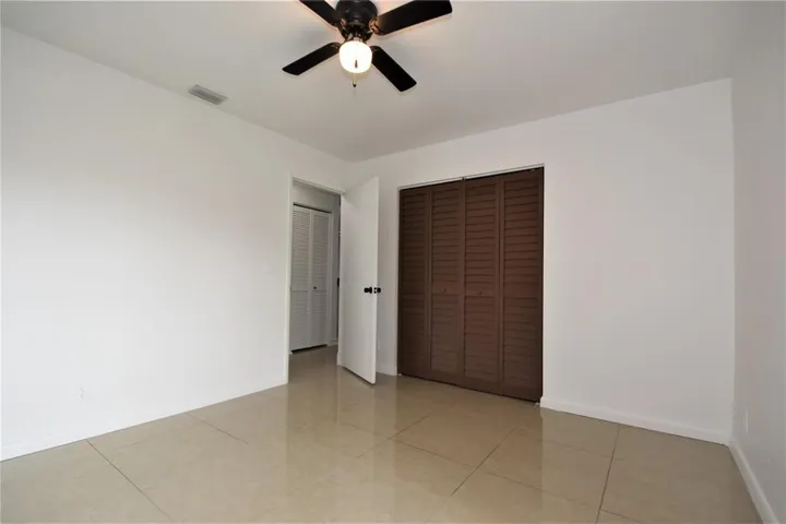2nd bedroom 2