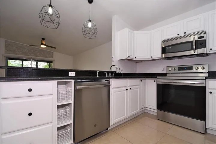 Kitchen 3