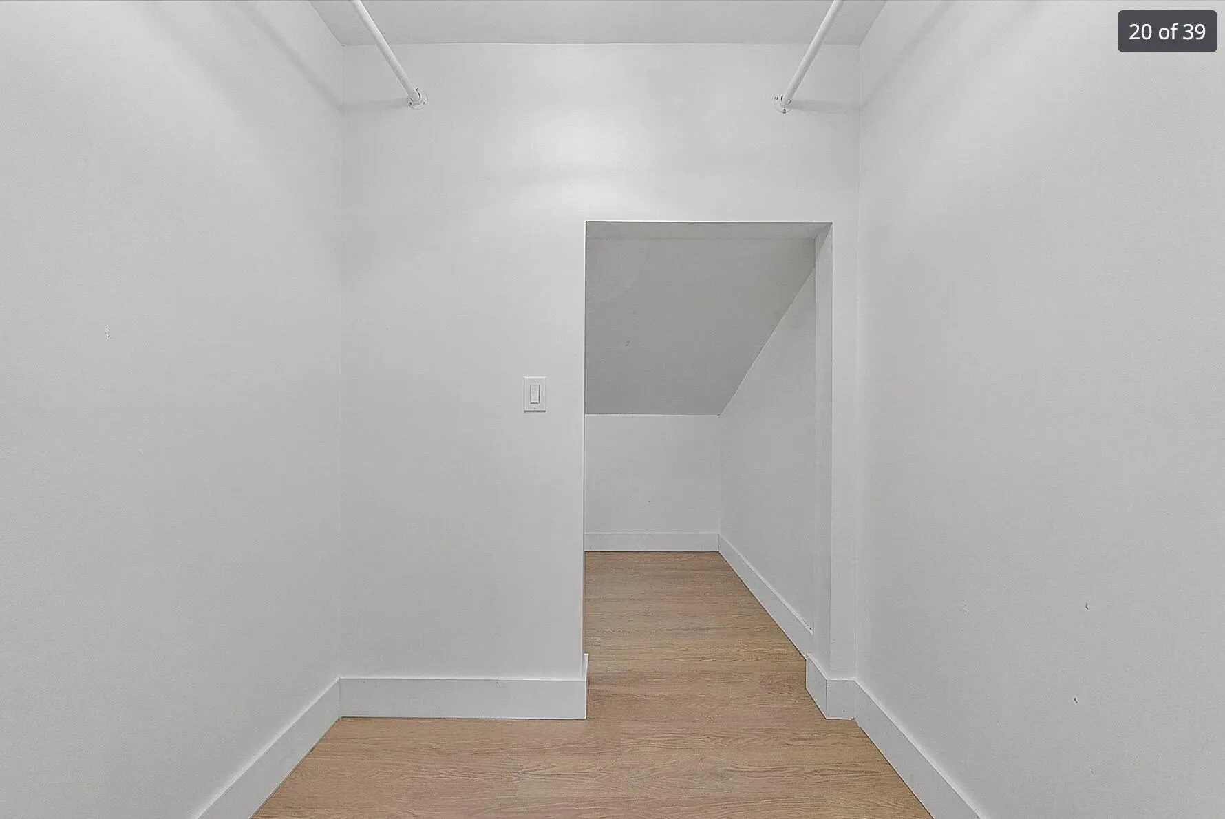 Closet bedroom 3