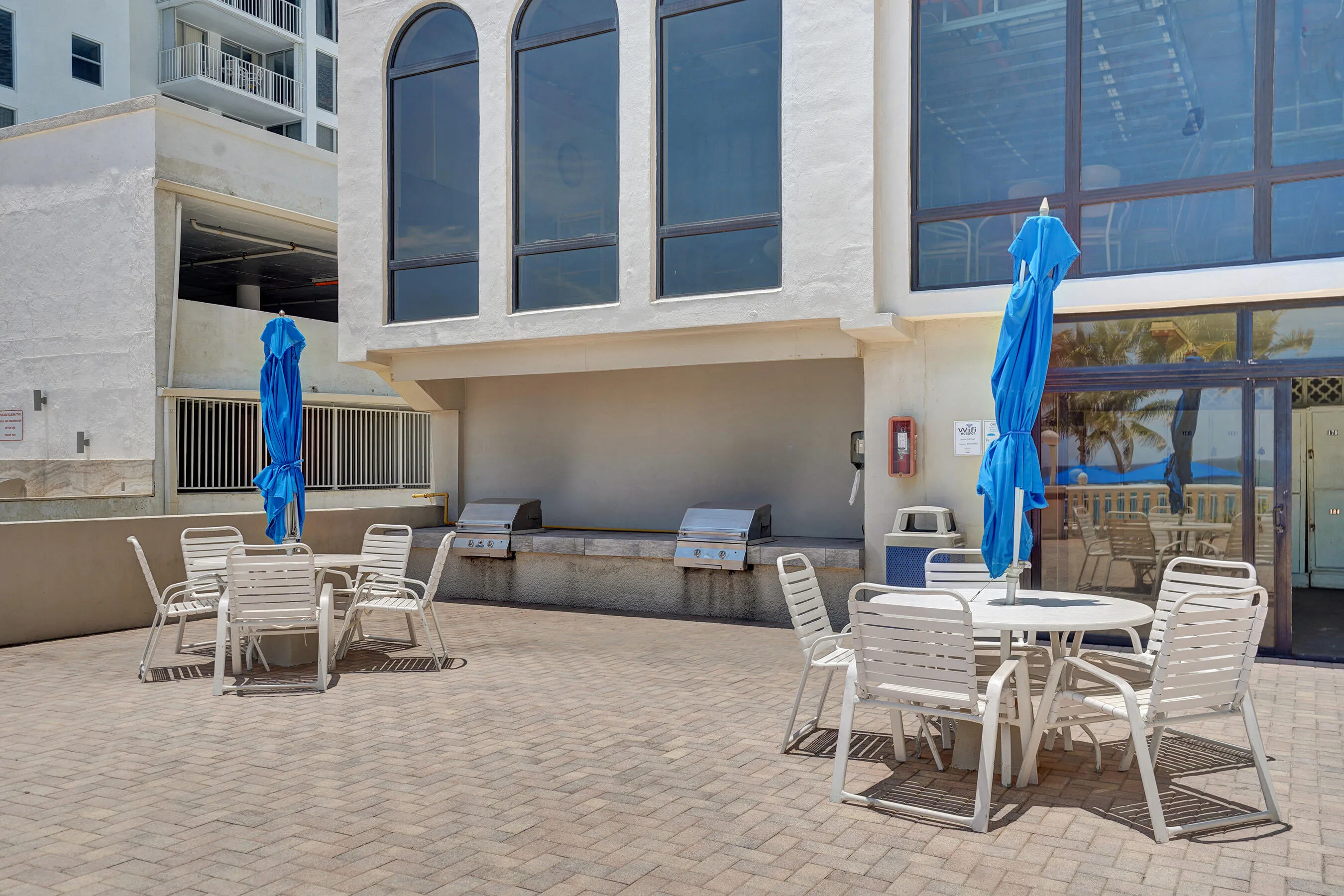 upper pool deck