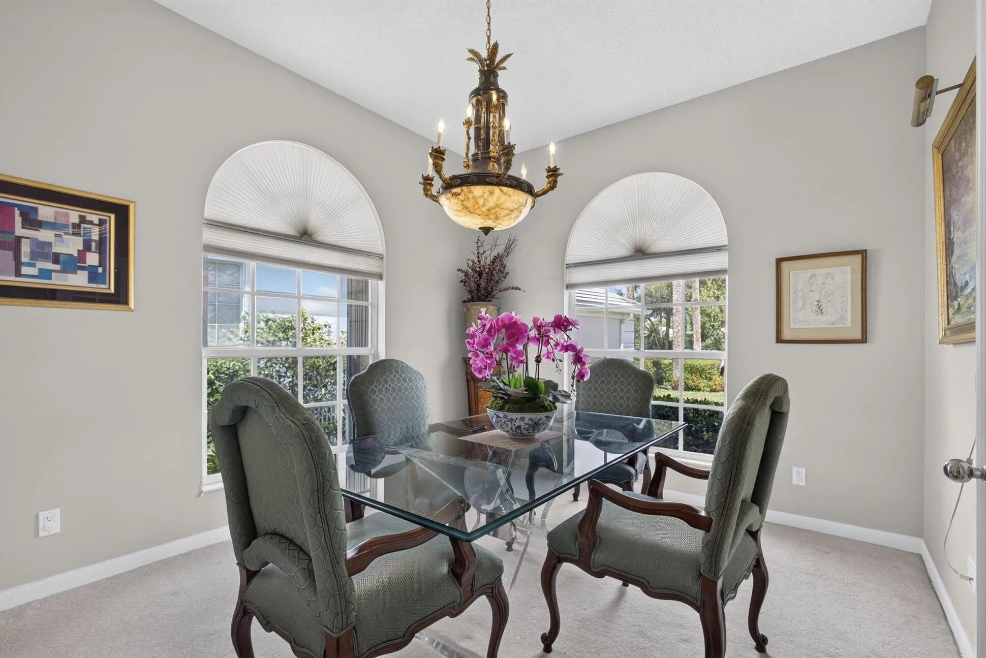 DINING ROOM (DEN)
