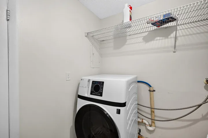 Laundry room, washer/dryer combo