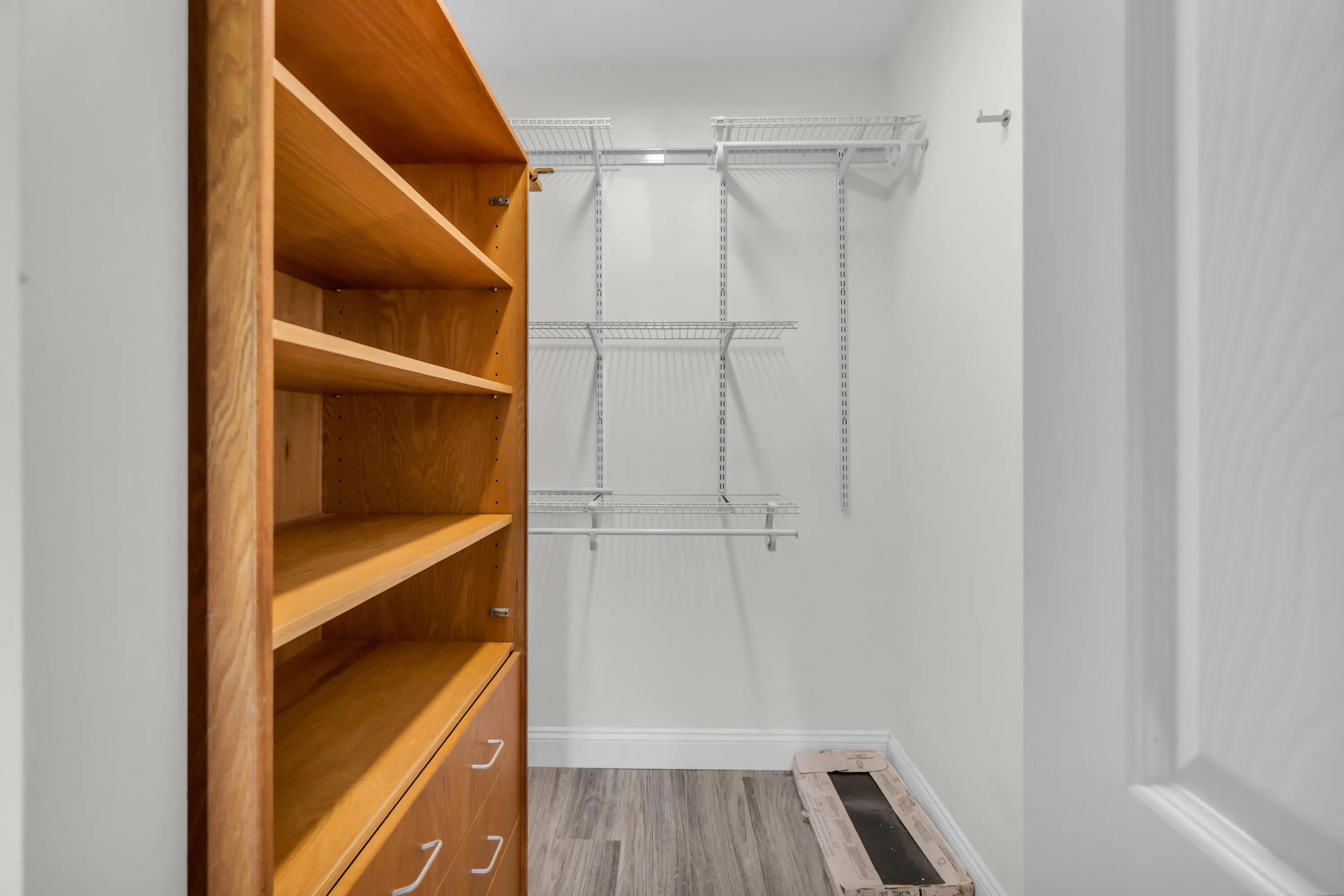 Main Bedroom Closet