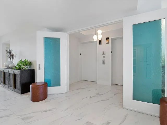 36-3100 N Ocean Blvd u1202_036
