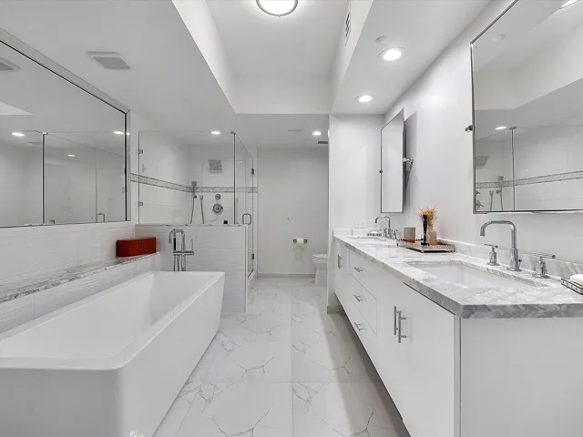 24-3100 N Ocean Blvd u1202_024