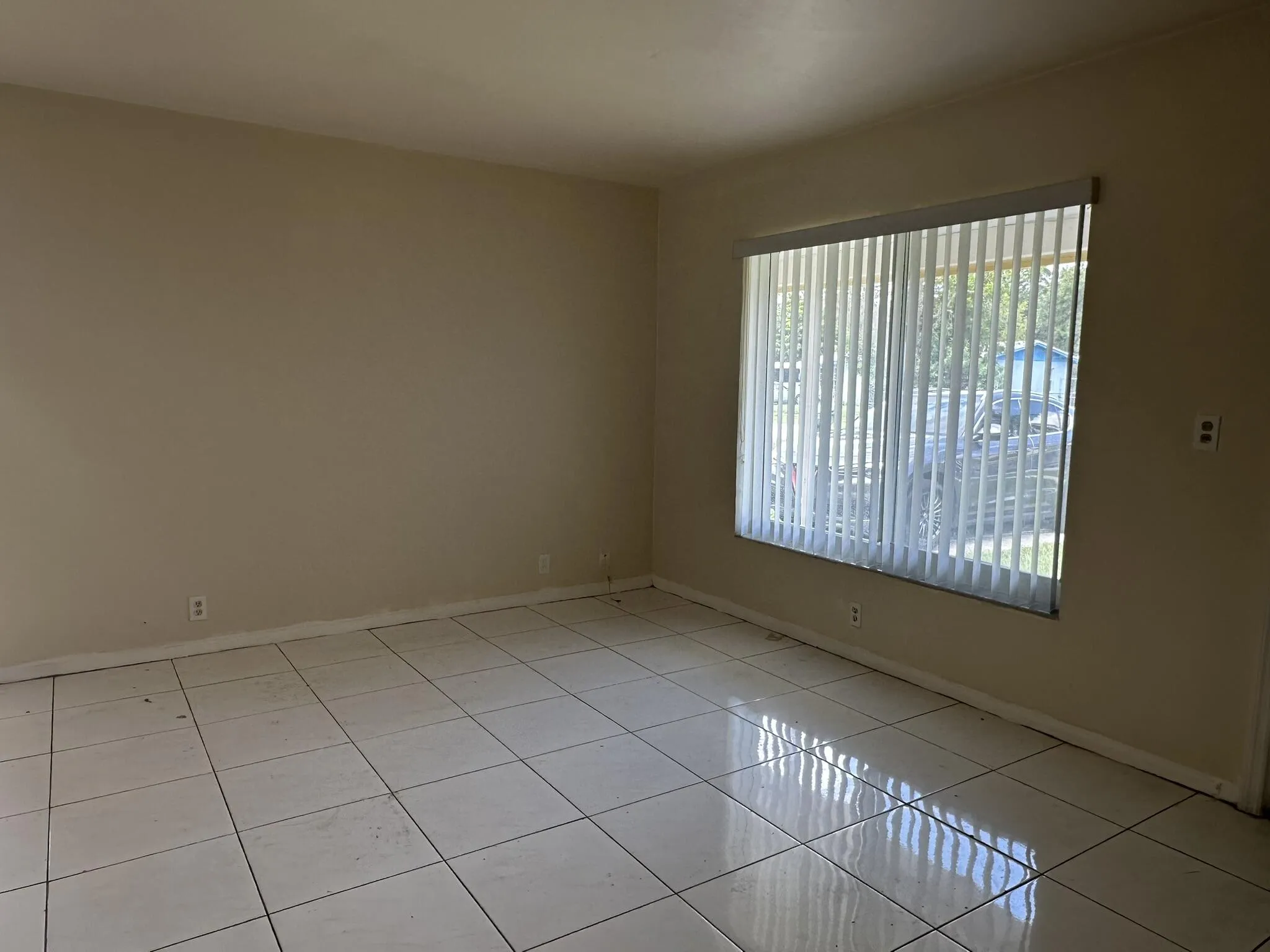 Living room 2