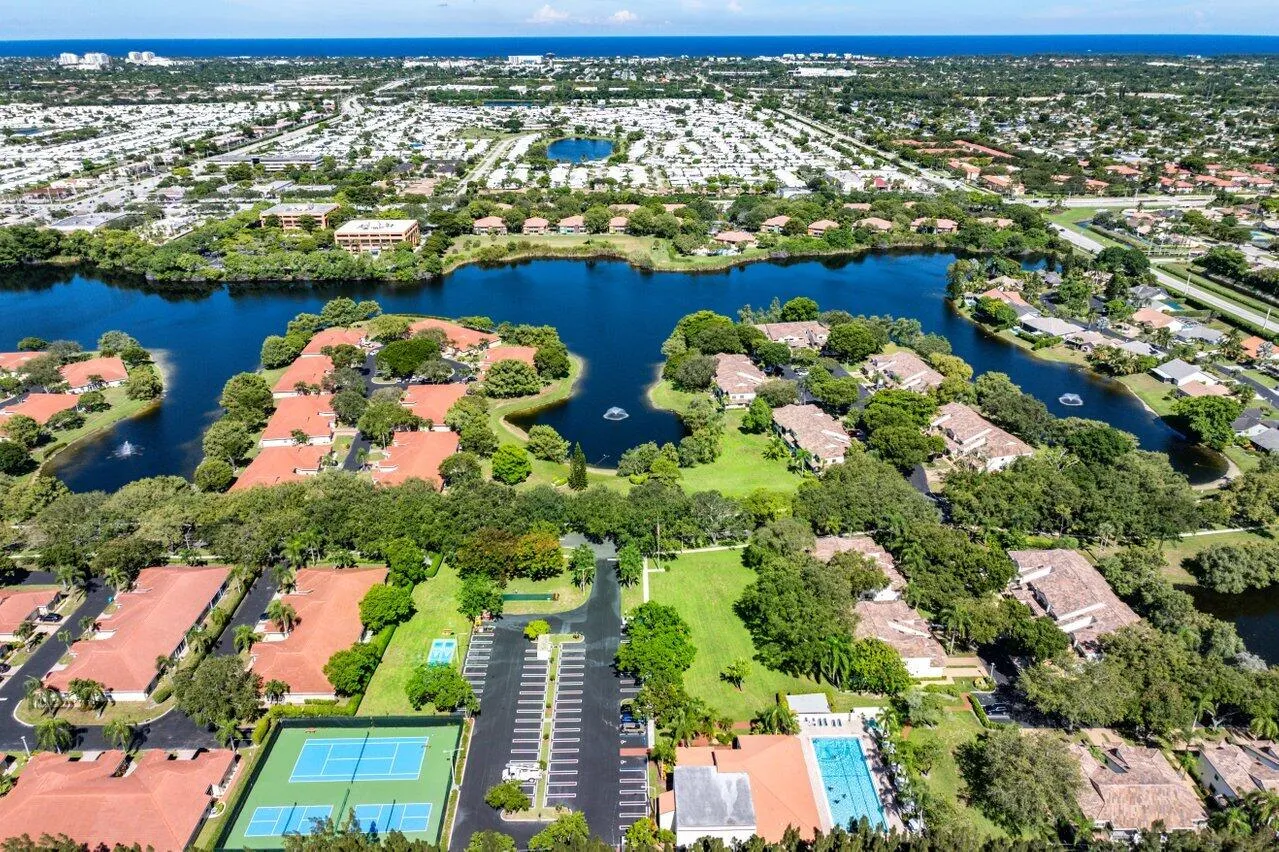 052-3301BlackOakCourt-BoyntonBeach-FL-33