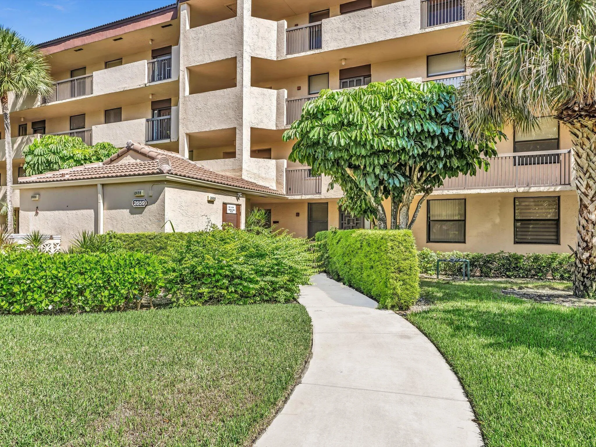 Applewood Village I