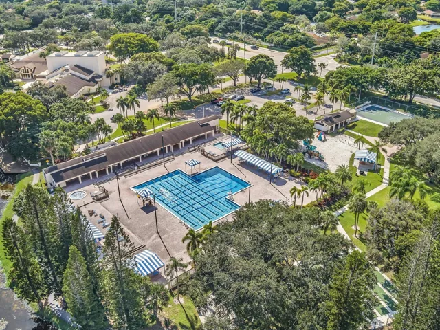 Coconut Creek Township pool