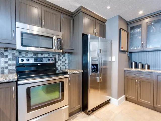121 unit 806 kitchen 2