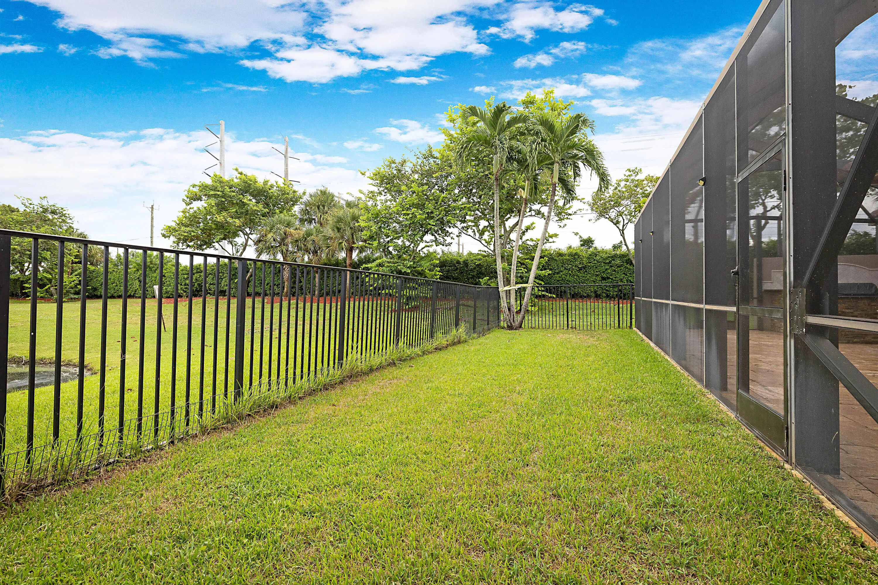 11065 Stone Creek St -48