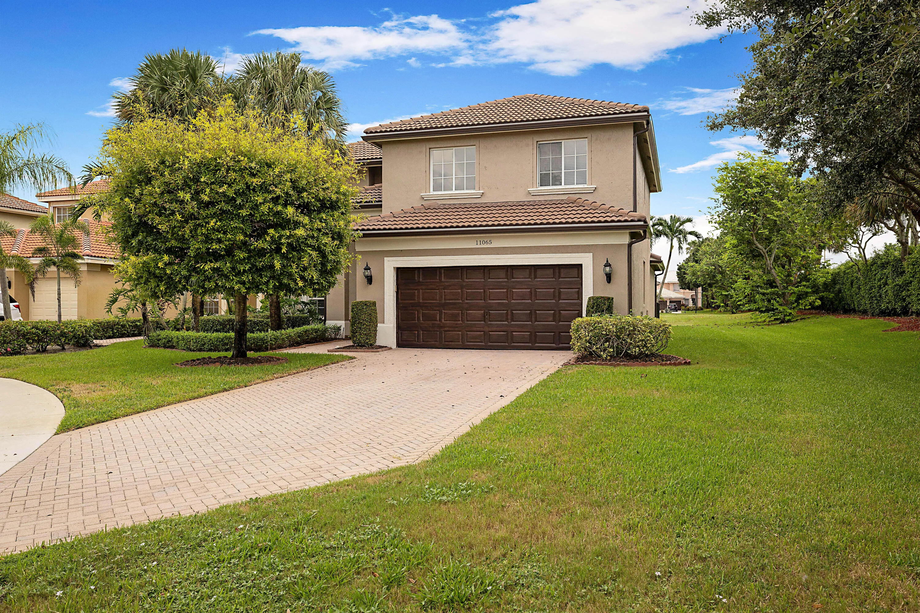 11065 Stone Creek St -57