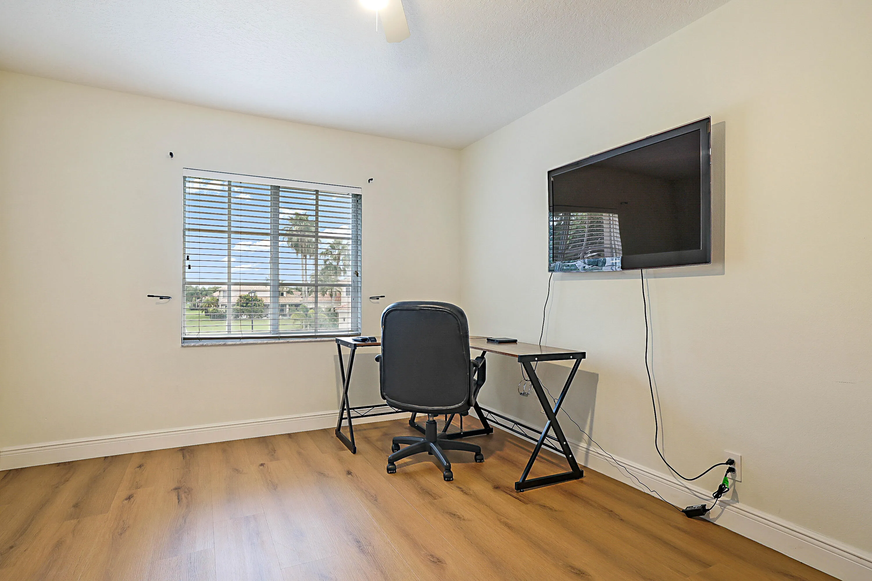 11065 Stone Creek St -39