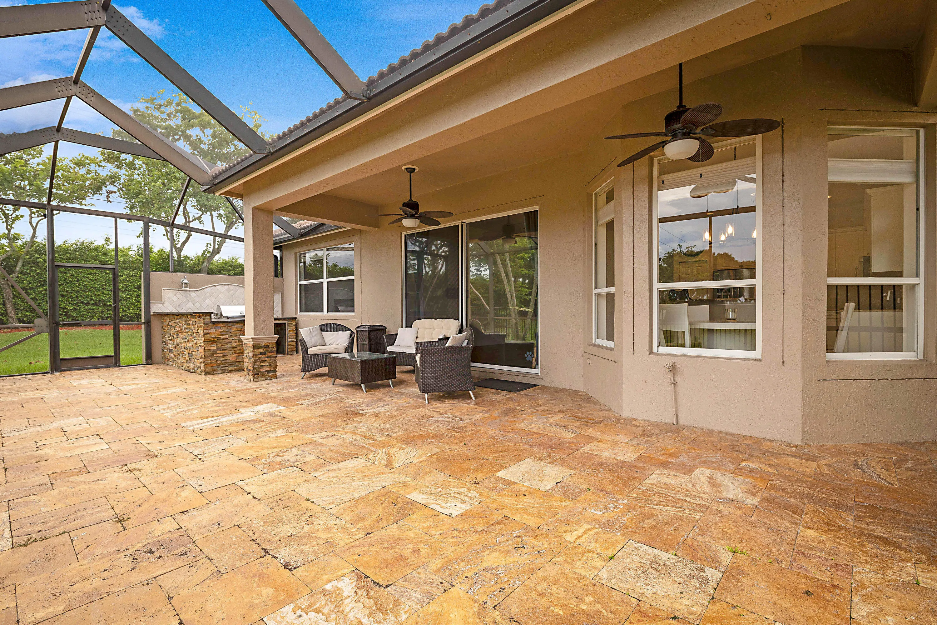 11065 Stone Creek St -41