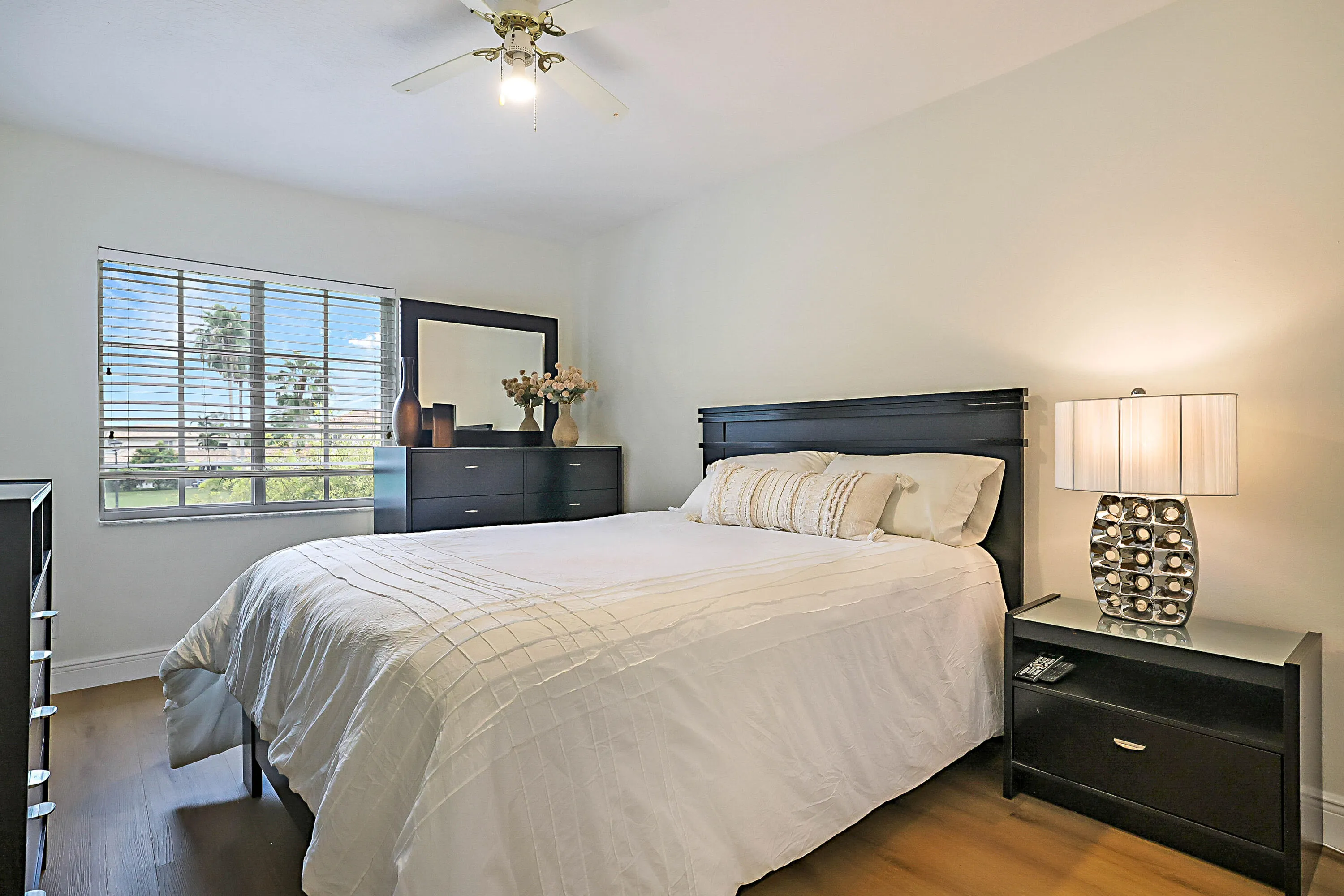 11065 Stone Creek St -37