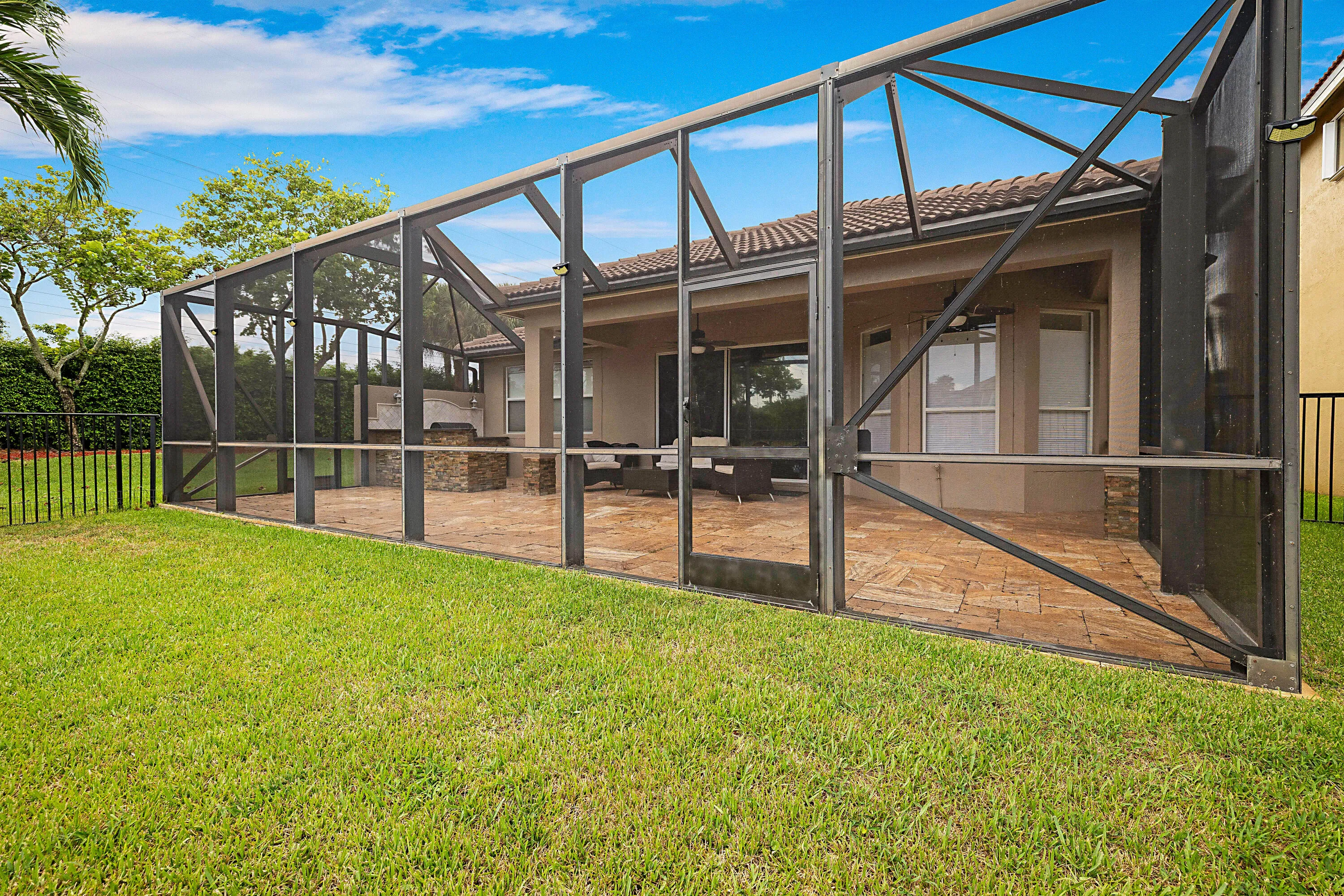 11065 Stone Creek St -50
