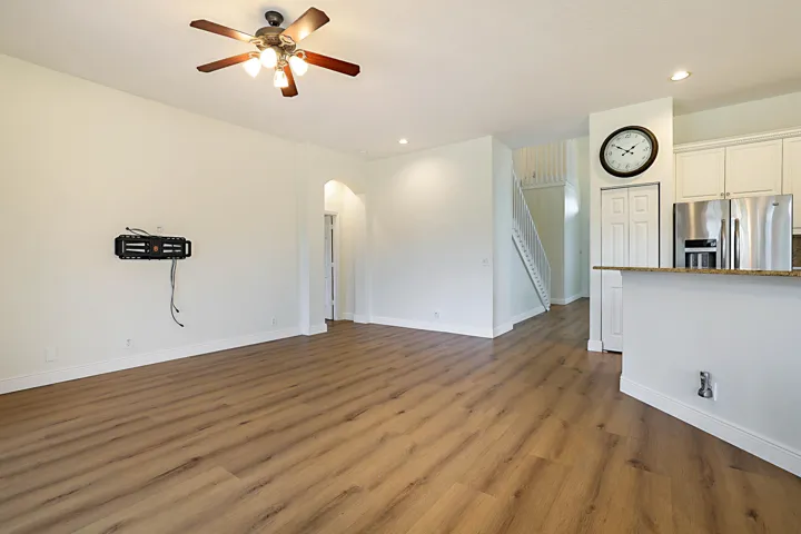 11065 Stone Creek St -25