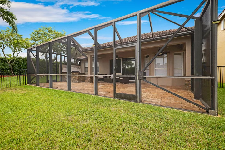 11065 Stone Creek St -50