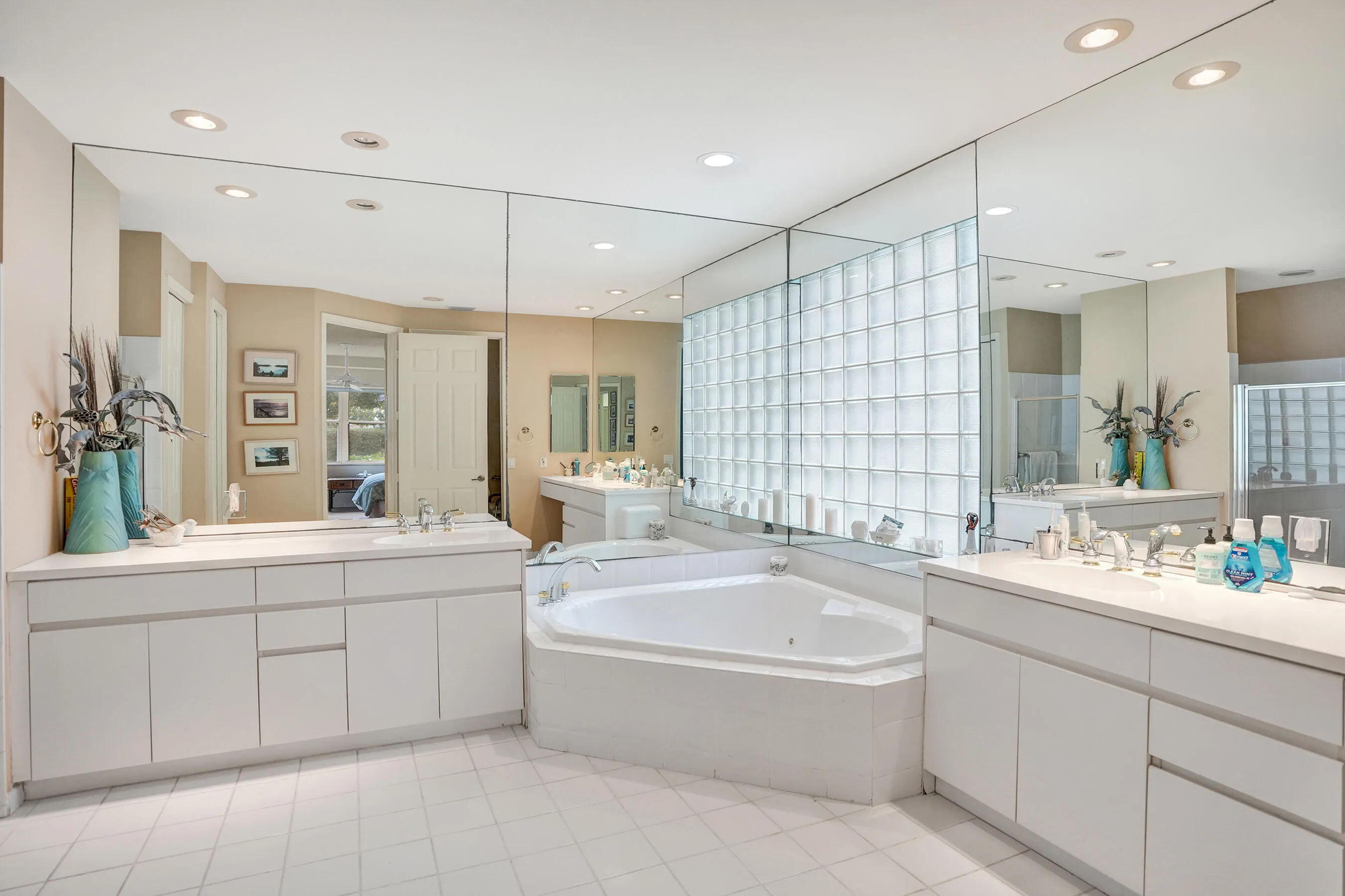 16106 Villa Vizcaya | Limited Golf | AR