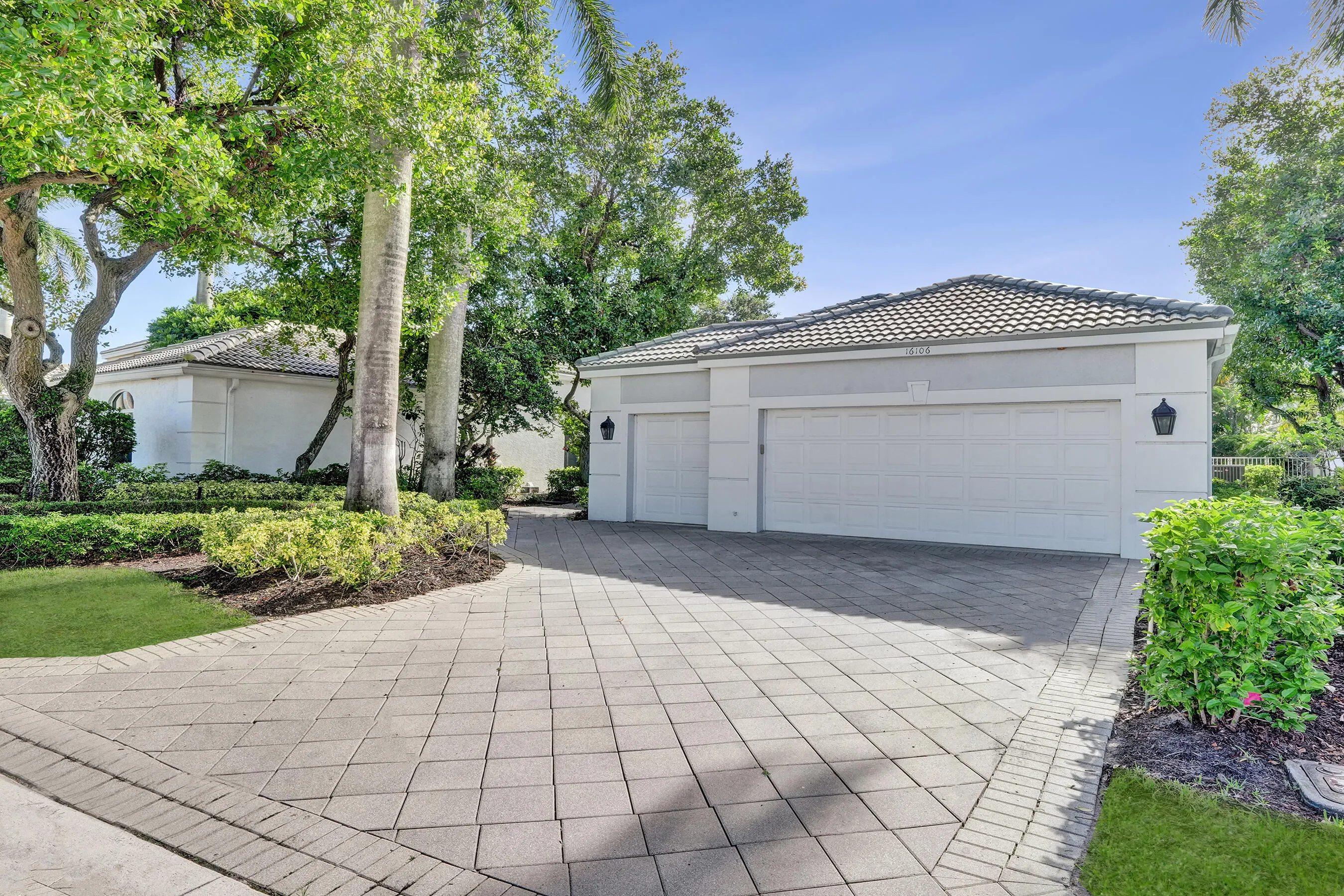 16106 Villa Vizcaya | Limited Golf | AR