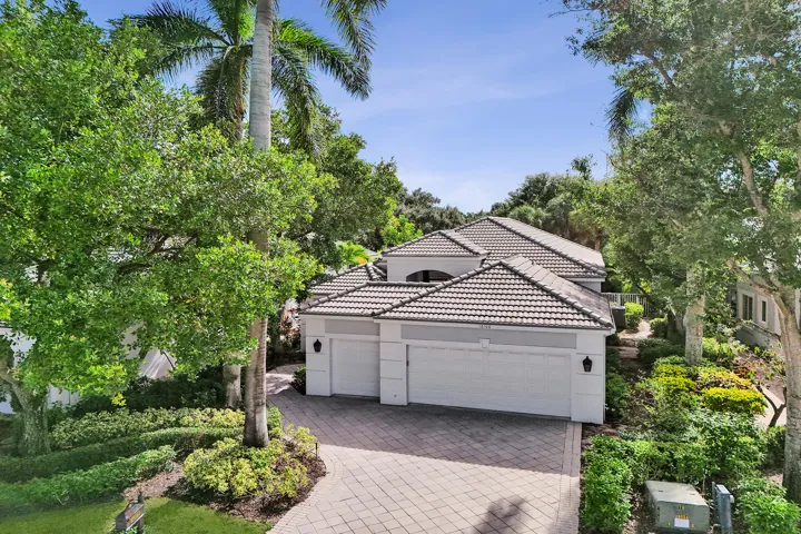 16106 Villa Vizcaya | Limited Golf | AR