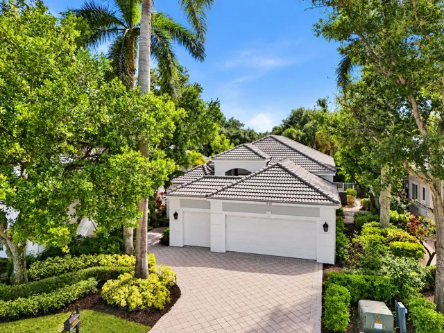 16106 Villa Vizcaya | Limited Golf | AR