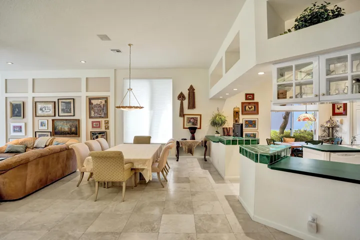 16106 Villa Vizcaya | Limited Golf | AR