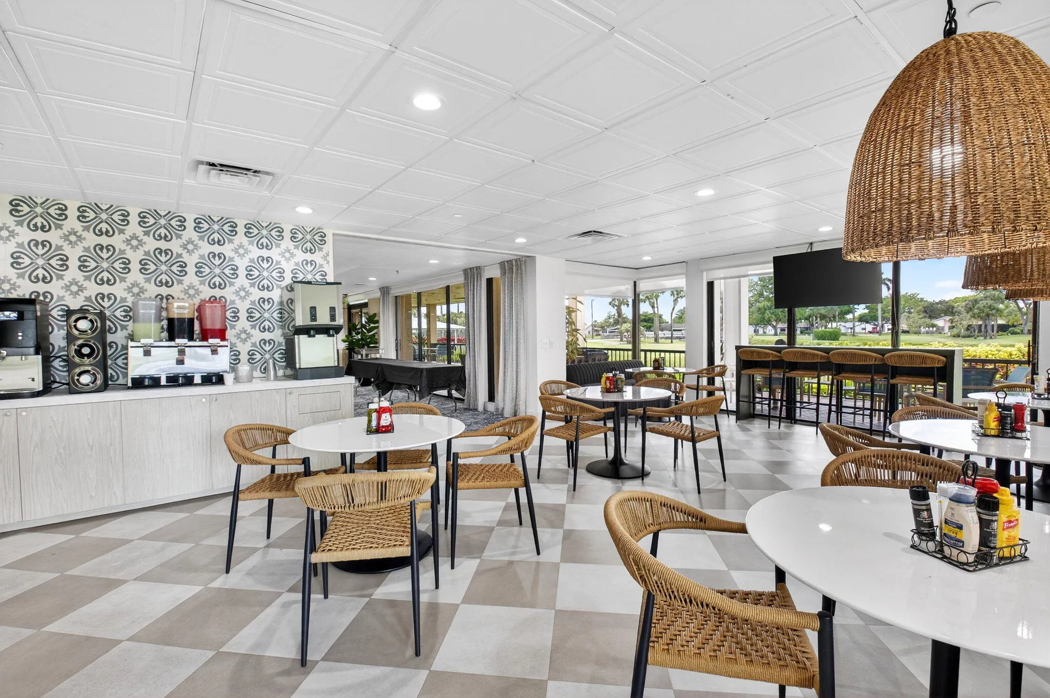 19th Hole Cafe