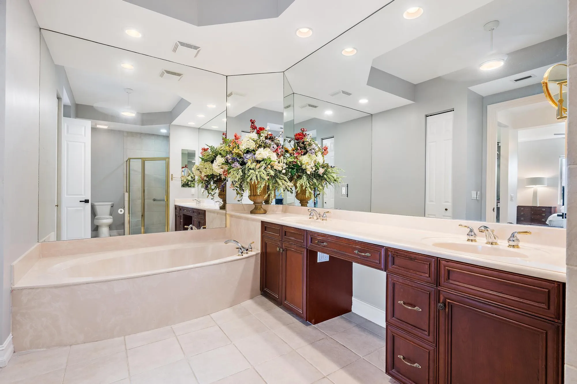 7511 Orchid Hammock Drive