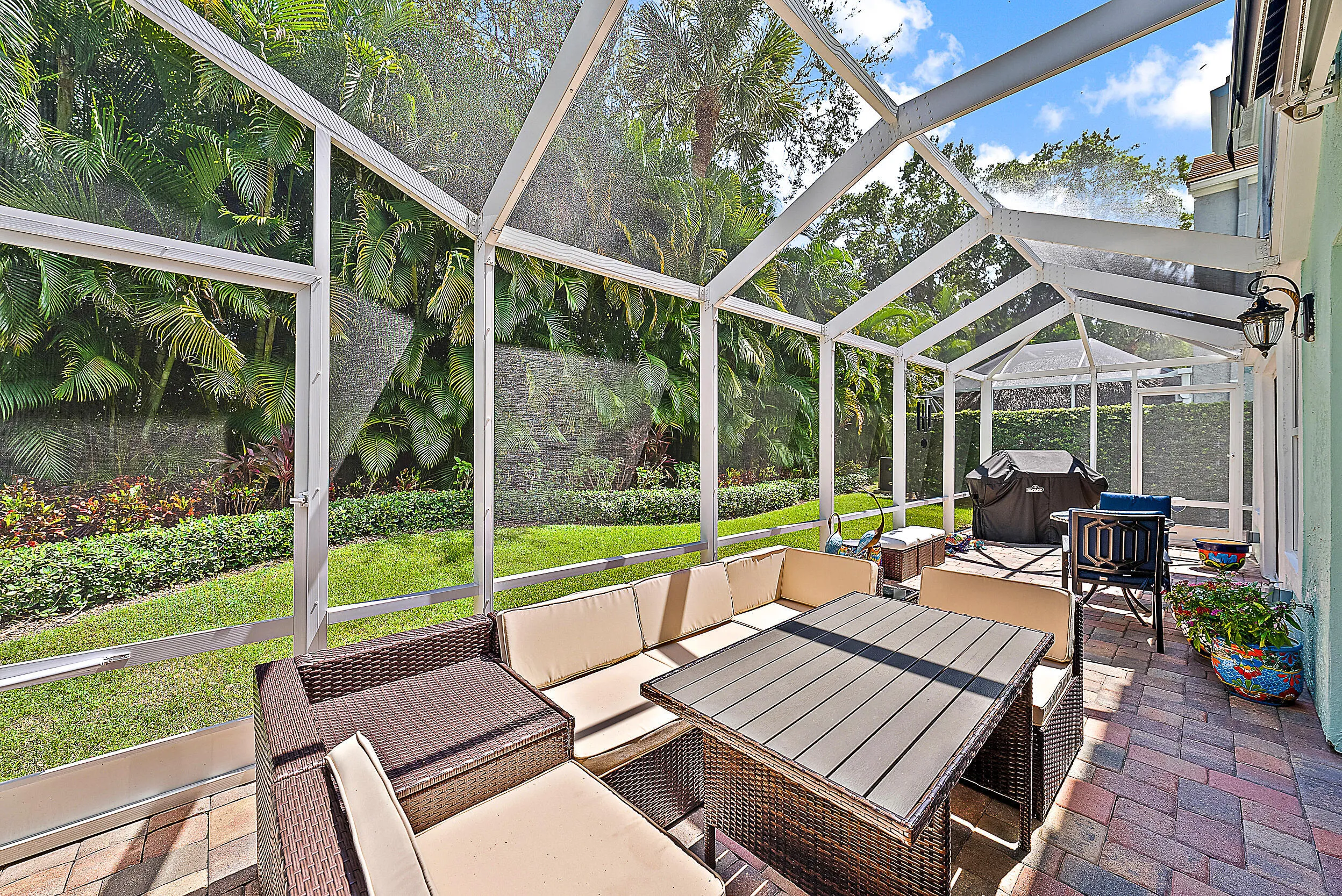 Screened Patio