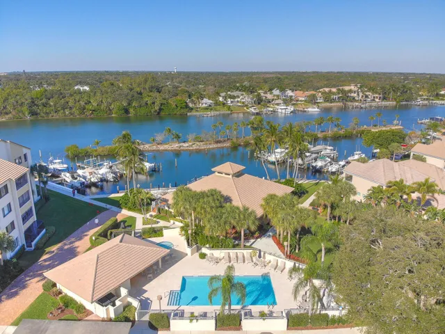 Clubhouse Aerial