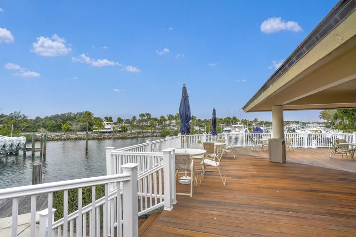 Clubhouse Dock