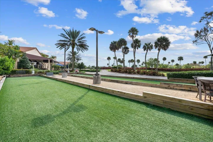 Community Bocce Ball Courts