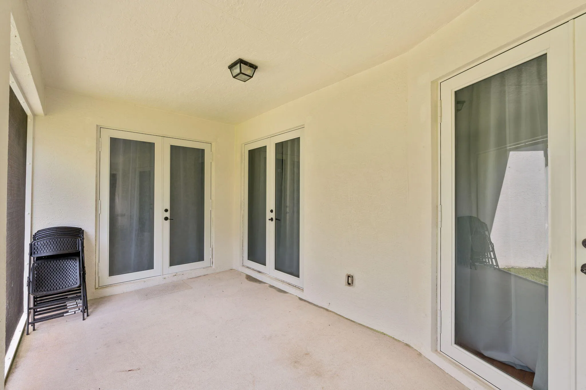 16-web-or-mls-A7406730