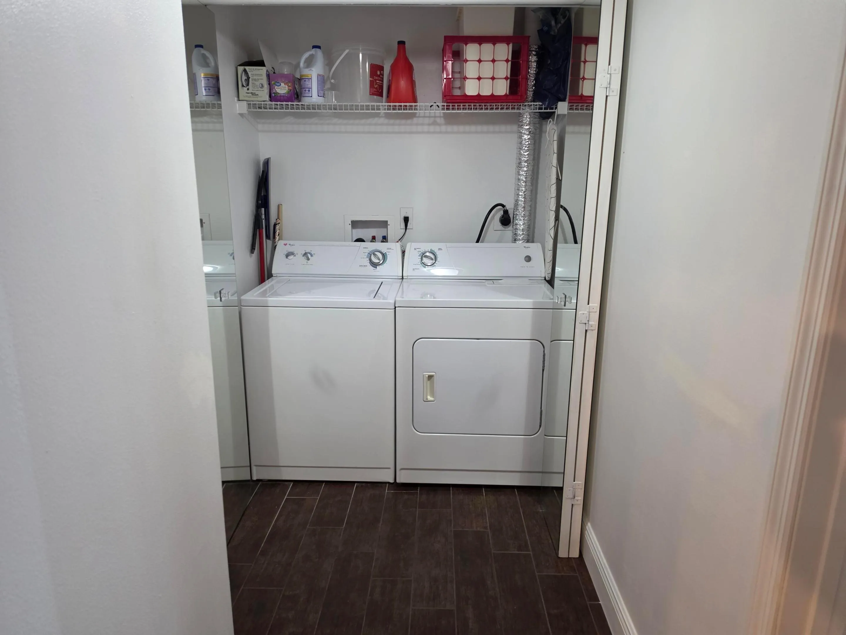 LAUNDRY IN UNIT